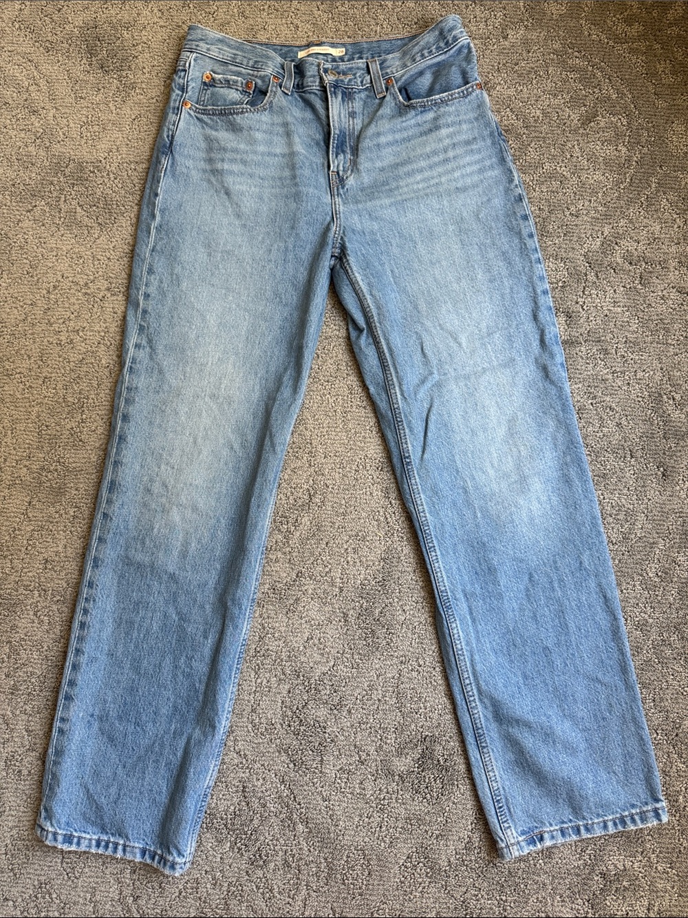 Levi’s Men’s Classic Light Wash Low Pro Straight Leg Jeans